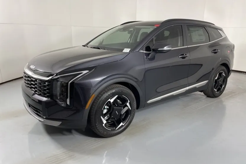 2026 Kia Sportage EX photo 1