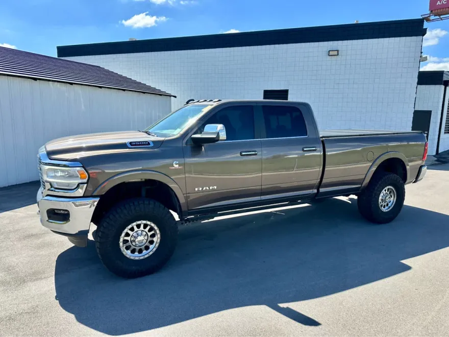 2019 Ram 3500 Laramie photo 1