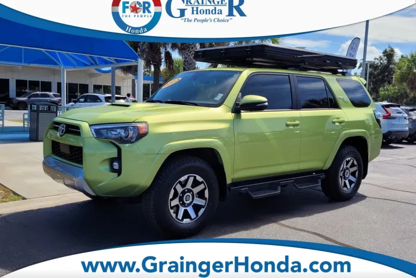 2023 Toyota 4Runner TRD photo 1