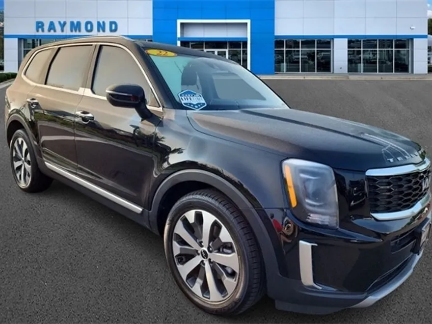 2022 Kia Telluride S photo 1