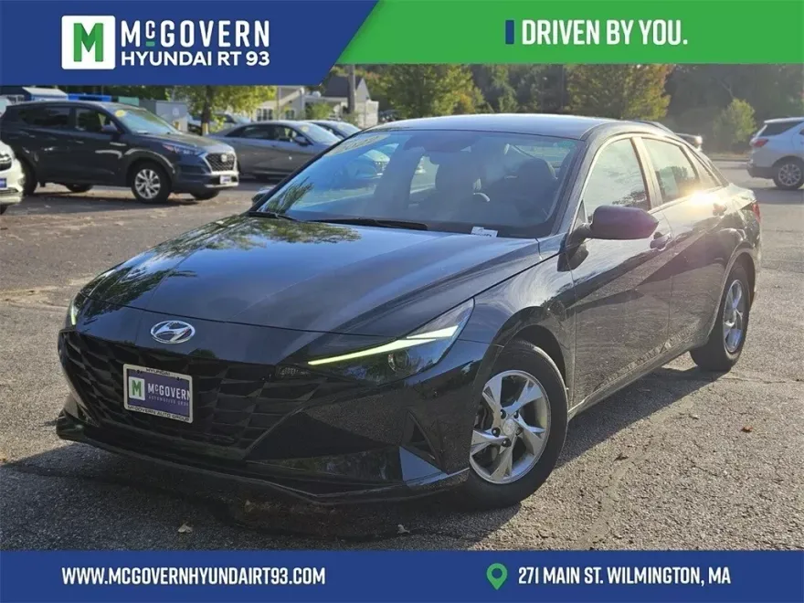 2022 Hyundai Elantra SE photo 1