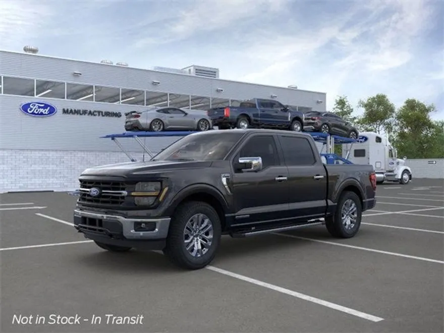 2025 Ford F-150 XLT photo 1