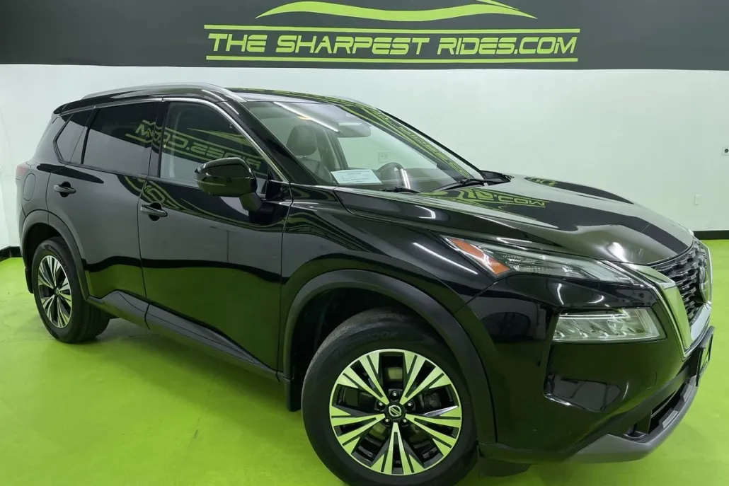 2021 Nissan Rogue SV photo 1
