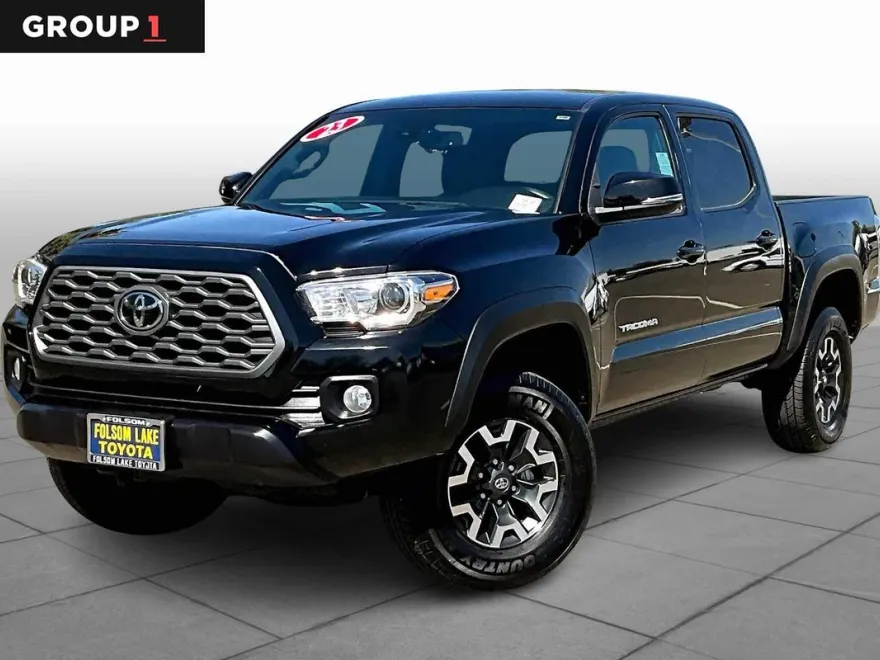 2023 Toyota Tacoma TRD Double Cab V6 photo 1