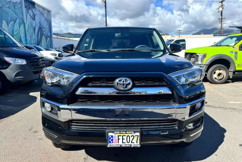 2019 Toyota 4Runner Limited 4WD V6 photo 1