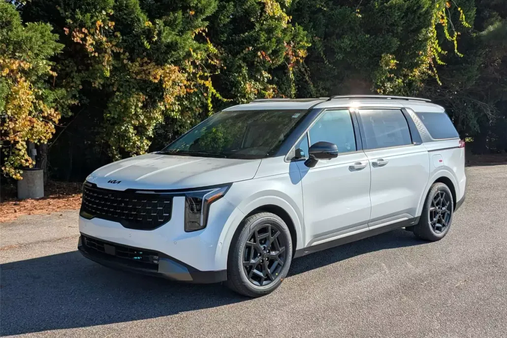 2026 Kia Carnival SX Prestige photo 1