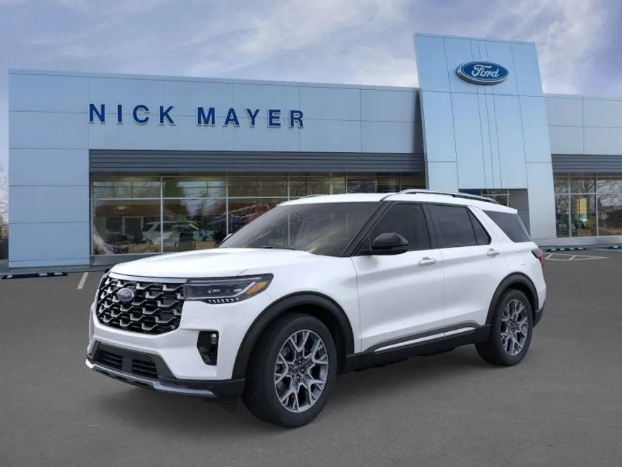 2025 Ford Explorer Platinum photo 1