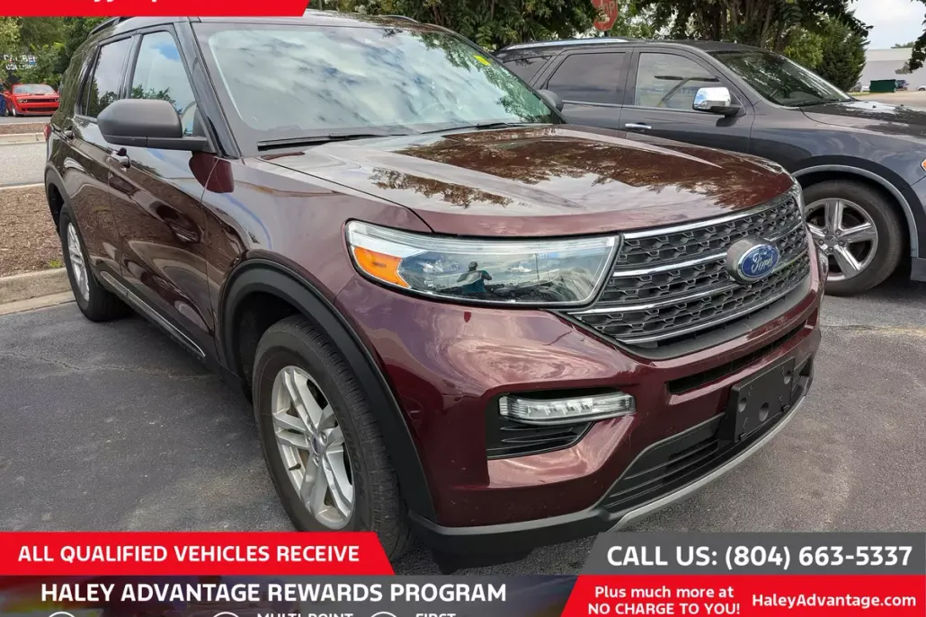 2022 Ford Explorer XLT photo 1