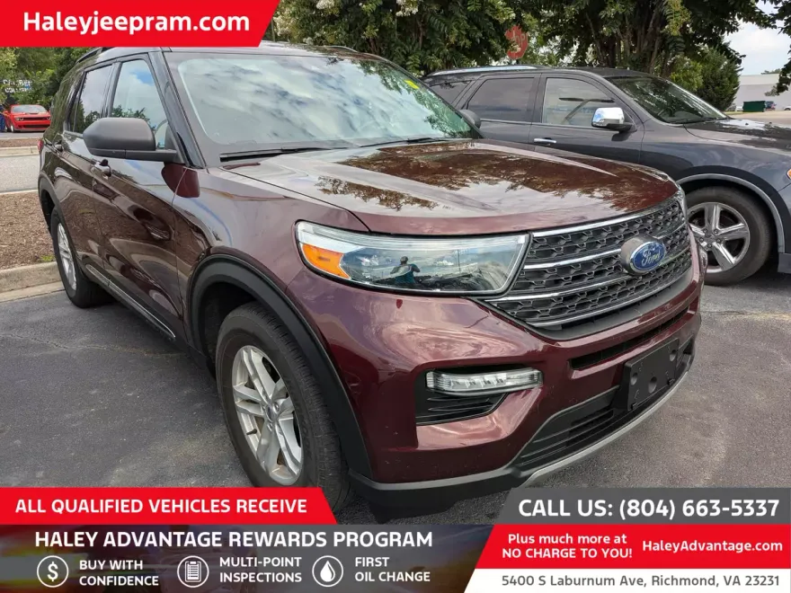 2022 Ford Explorer XLT photo 1