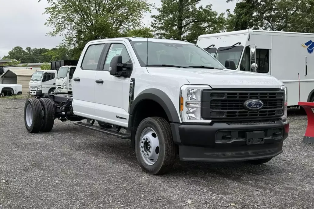2025 Ford F-550 XL photo 1