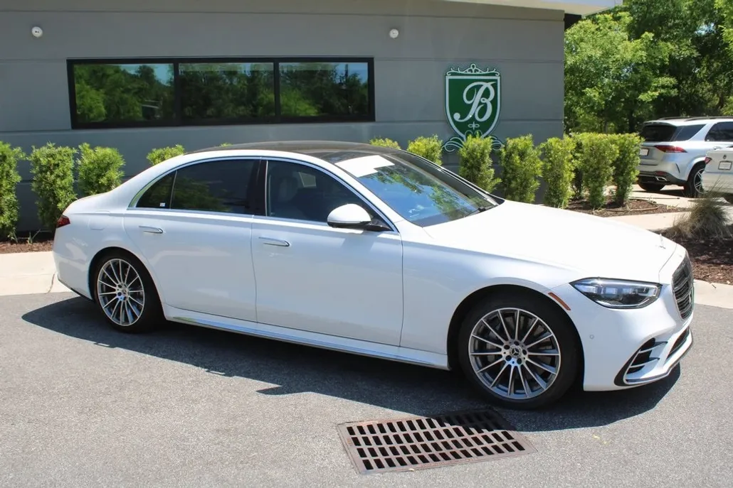 2024 Mercedes Benz S 580e 4MATIC photo 1