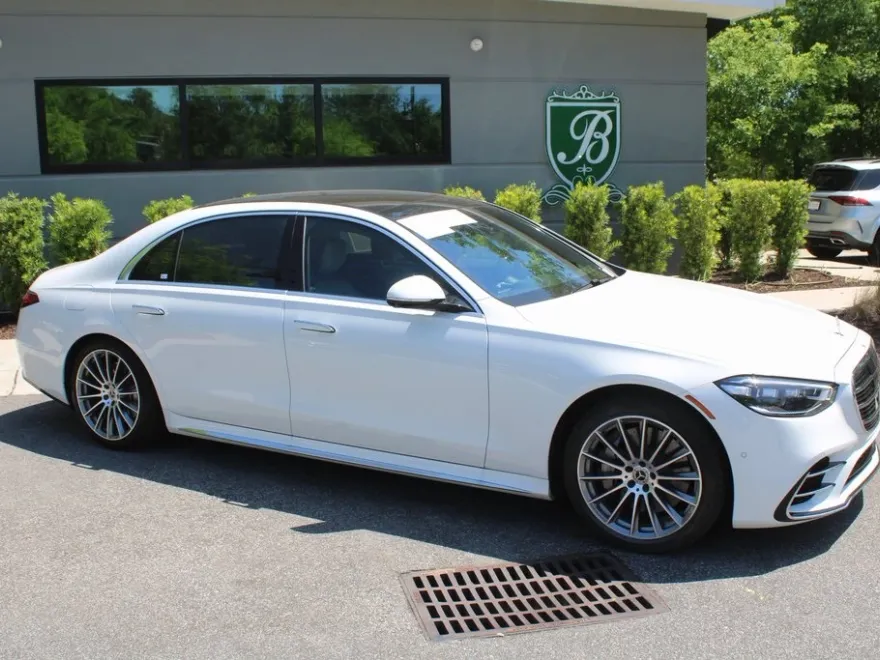 2024 Mercedes Benz S 580e 4MATIC photo 1
