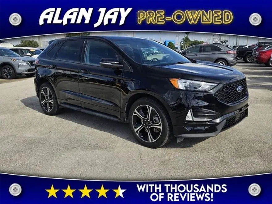 2023 Ford Edge ST photo 1