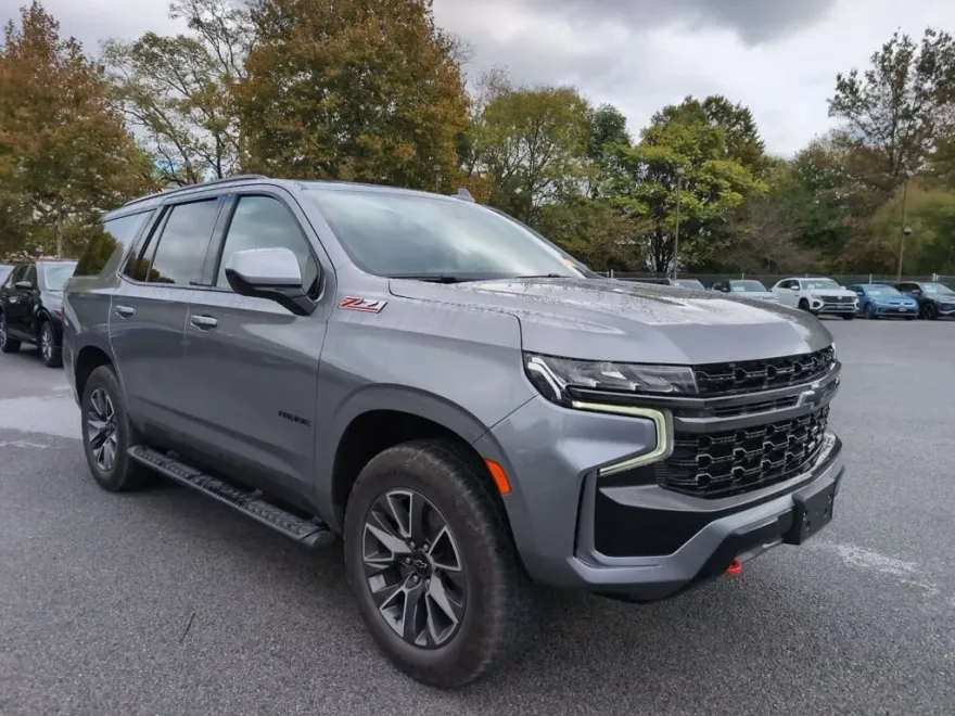 2021 Chevrolet Tahoe Z71 photo 1