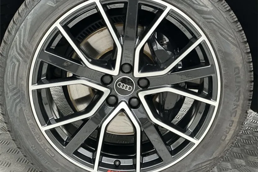 2023 Audi SQ5 Premium Plus photo 1