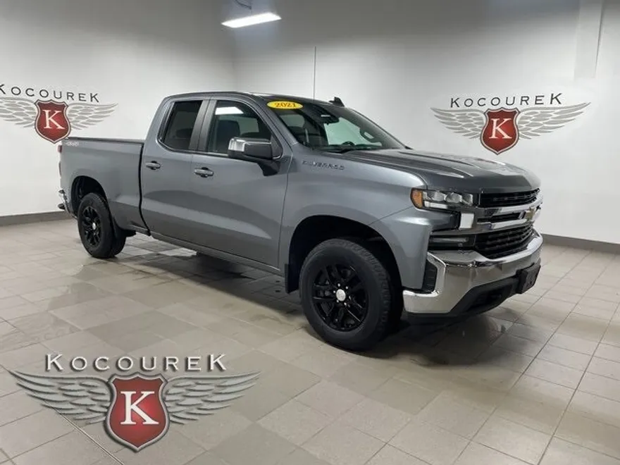 2021 Chevrolet Silverado 1500 LT photo 1