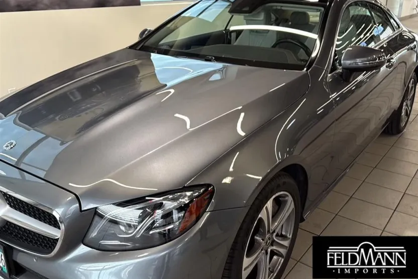 2018 Mercedes Benz E 400 photo 1