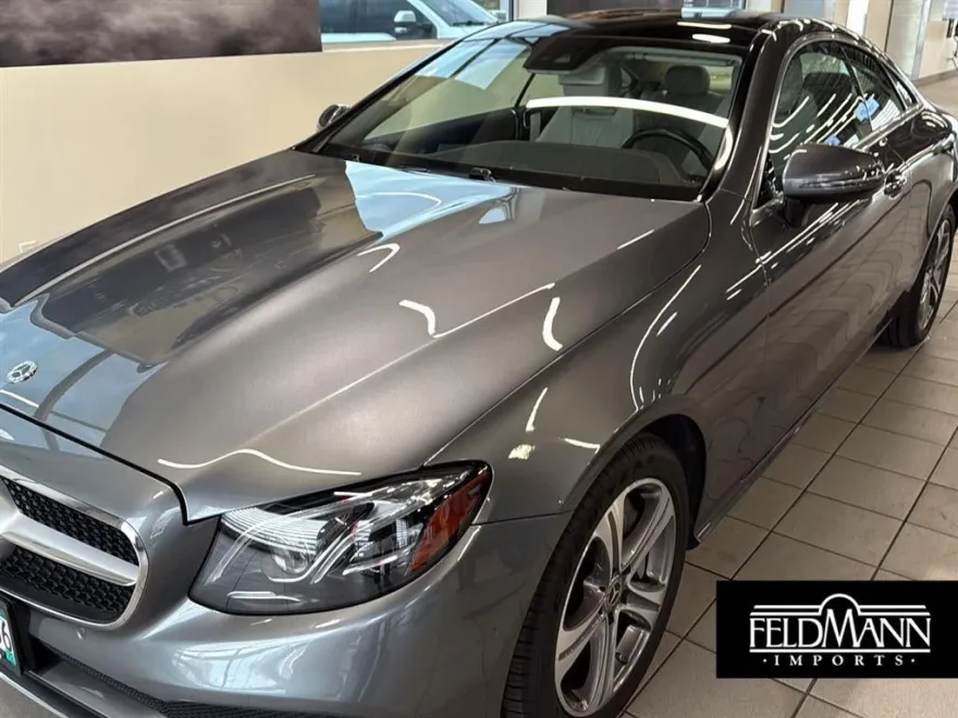 2018 Mercedes Benz E 400 photo 1