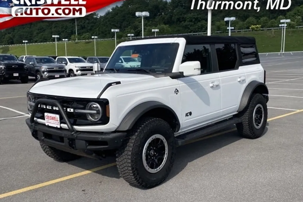 2021 Ford Bronco Outer Banks photo 1
