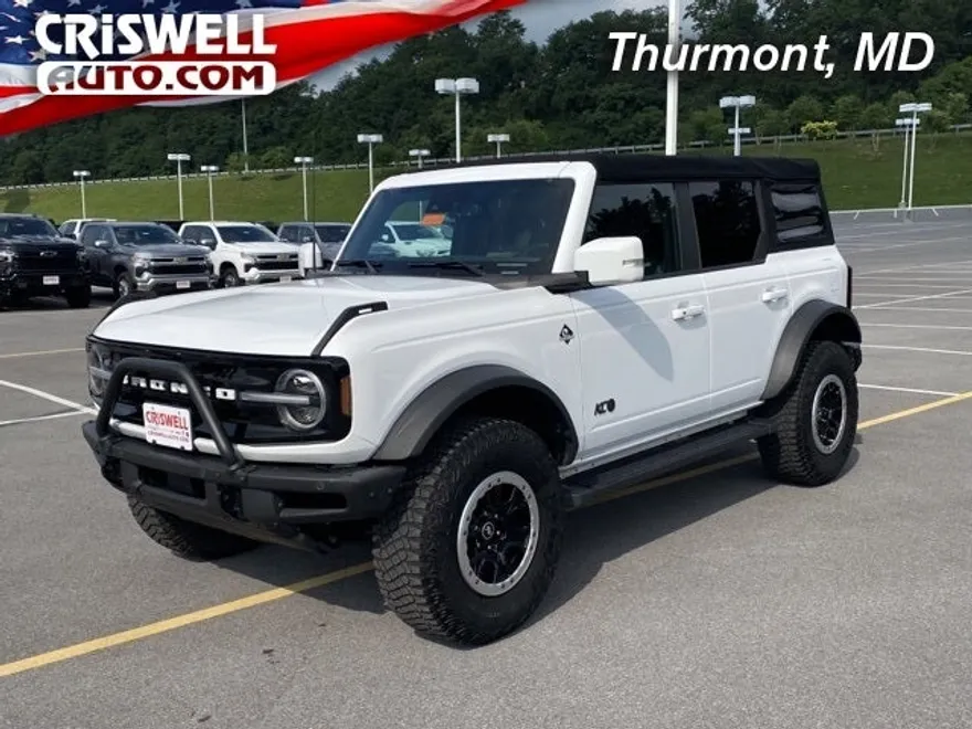 2021 Ford Bronco Outer Banks photo 1