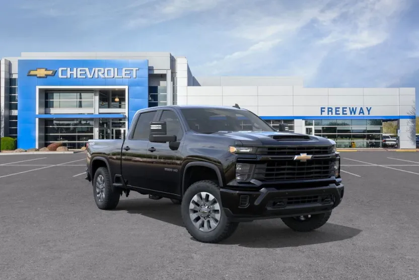 2026 Chevrolet Silverado 2500HD Custom photo 1