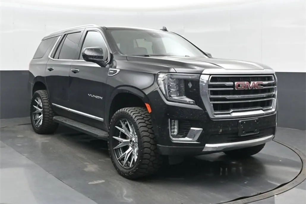 2023 Gmc Yukon SLT photo 1