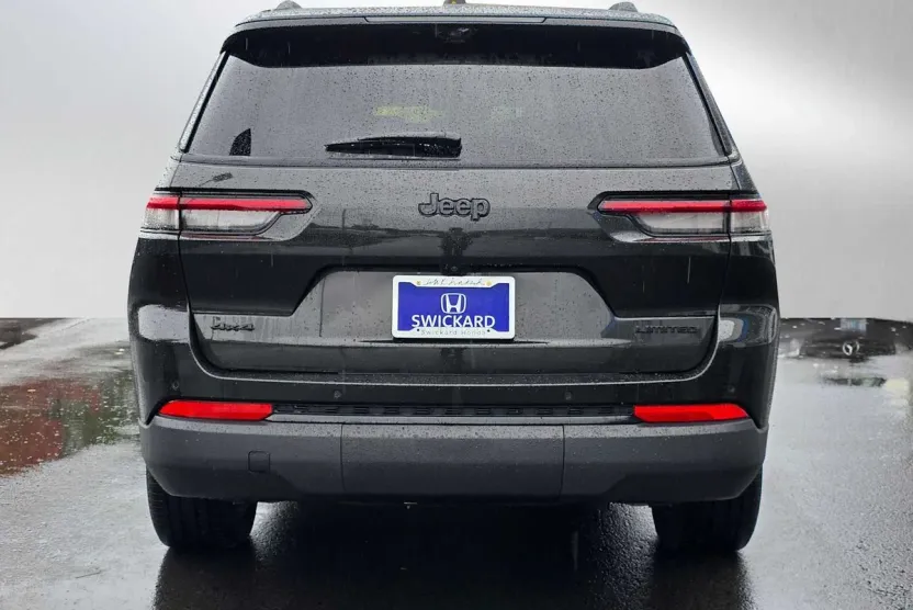 2024 Jeep Grand Cherokee Limited photo 1