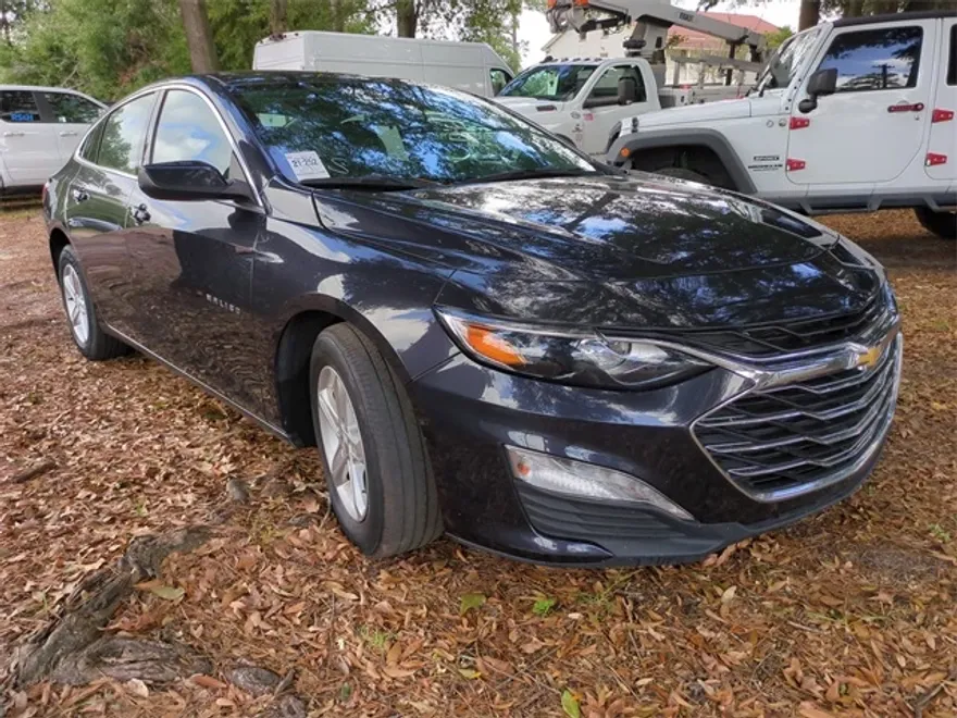 2023 Chevrolet Malibu 1LT photo 1