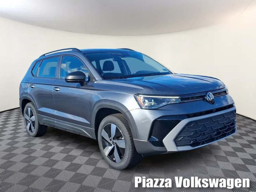 2025 Volkswagen Taos S photo 1