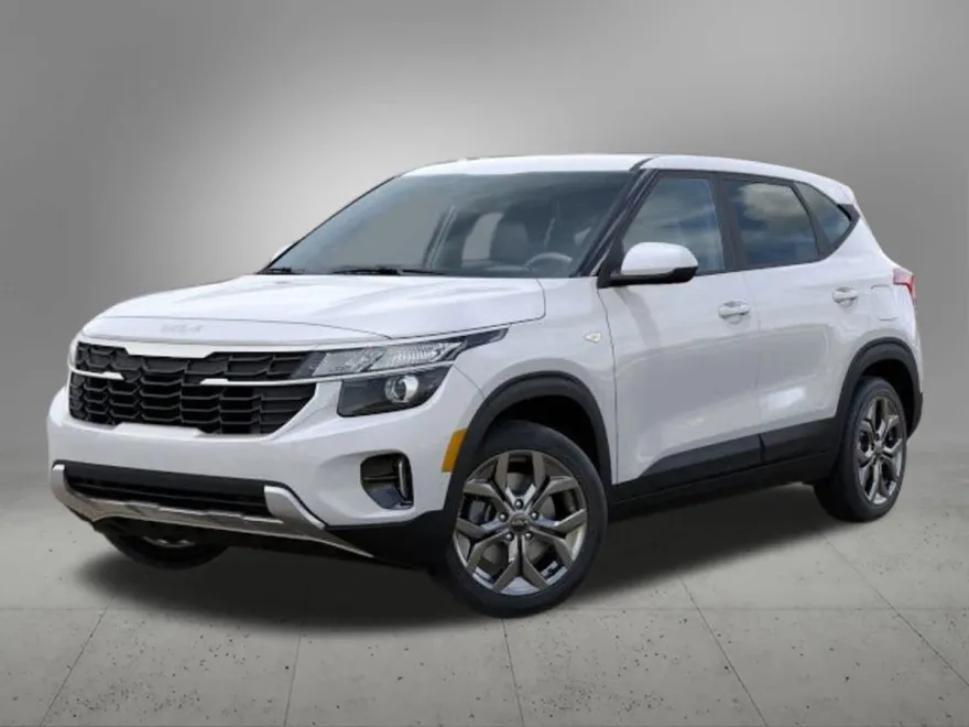 2026 Kia Seltos LX photo 1