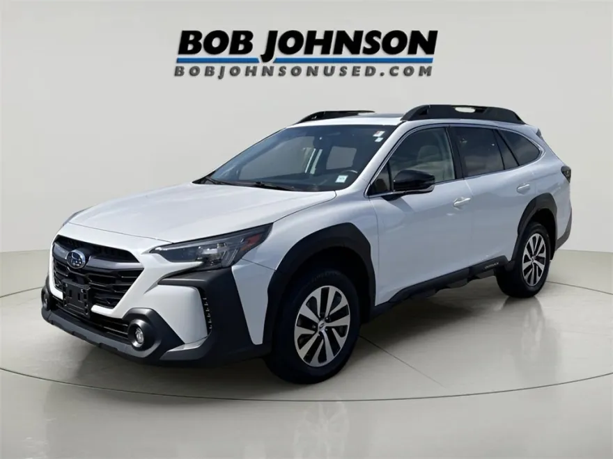 2024 Subaru Outback Premium photo 1