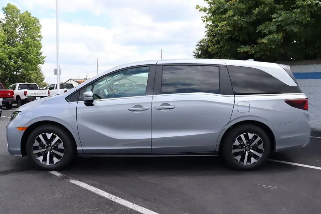 2026 Honda Odyssey EX-L photo 1