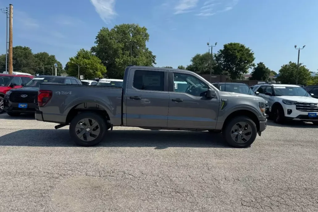 2025 Ford F-150 STX photo 1