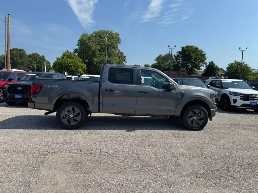 2025 Ford F-150 STX photo 1