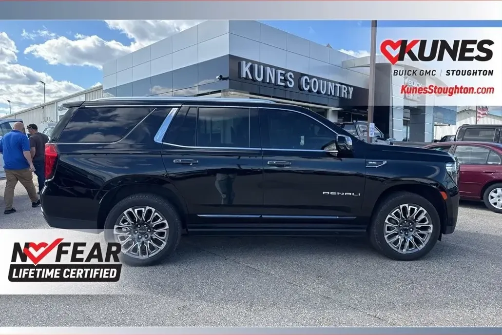 2023 Gmc Yukon Denali Ultimate photo 1