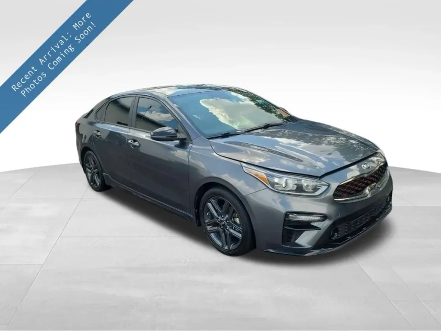 2021 Kia Forte GT-Line photo 1