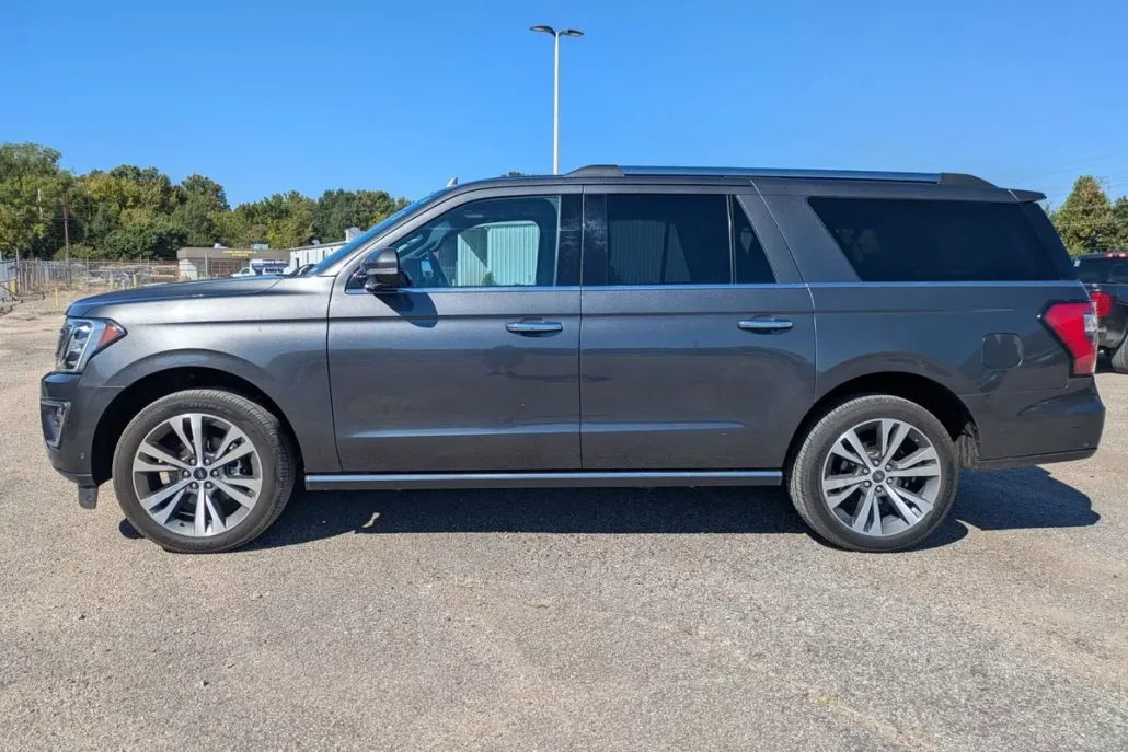 2021 Ford Expedition MAX Limited photo 1