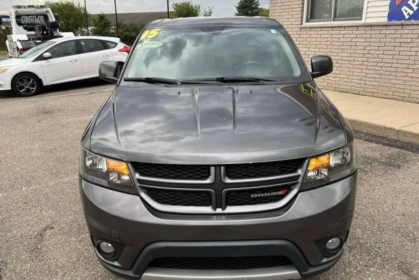2015 Dodge Journey R/T photo 1