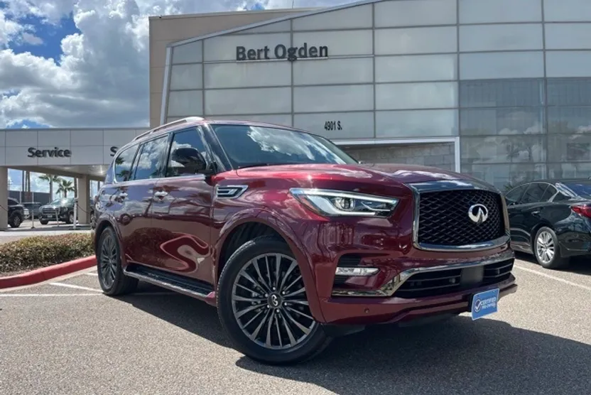 2022 Infiniti QX80 Premium Select photo 1