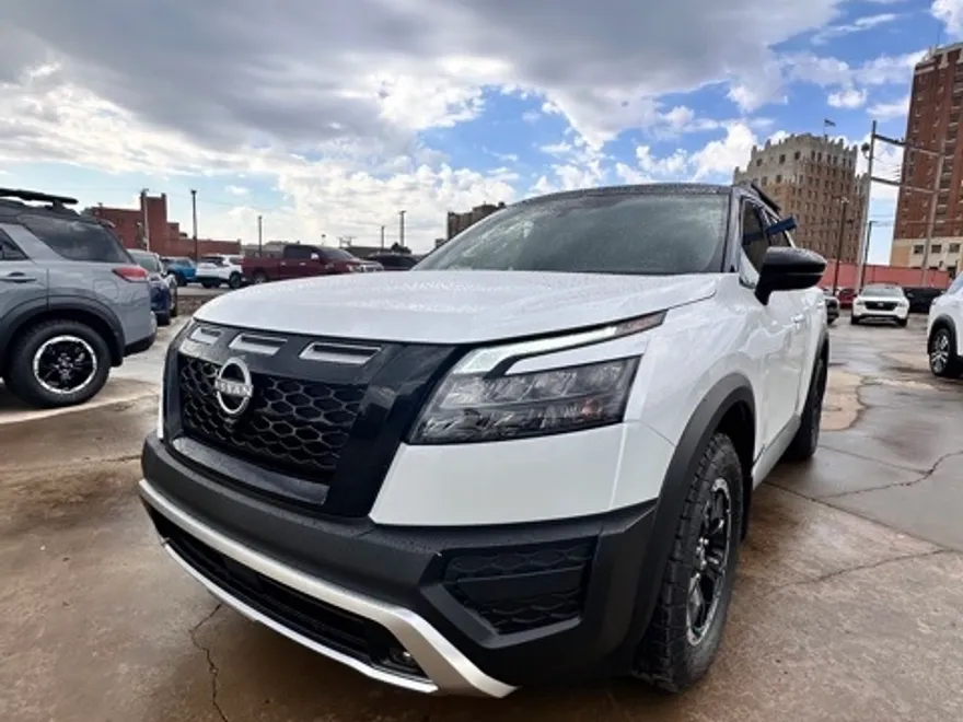 2025 Nissan Pathfinder Rock Creek photo 1