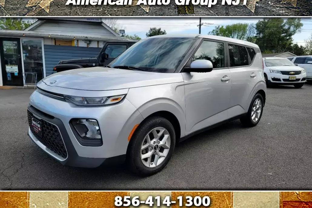 2020 Kia Soul S photo 1