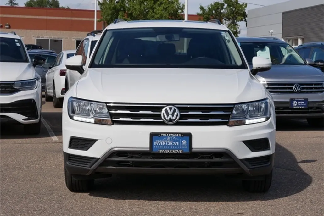 2020 Volkswagen Tiguan SE photo 1