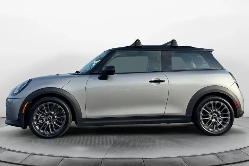 2025 Mini Cooper Hardtop S photo 1