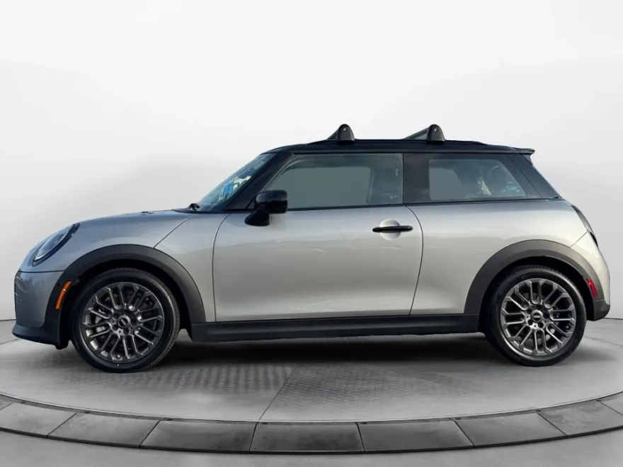 2025 Mini Cooper Hardtop S photo 1