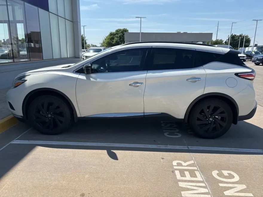 2017 Nissan Murano Platinum photo 1