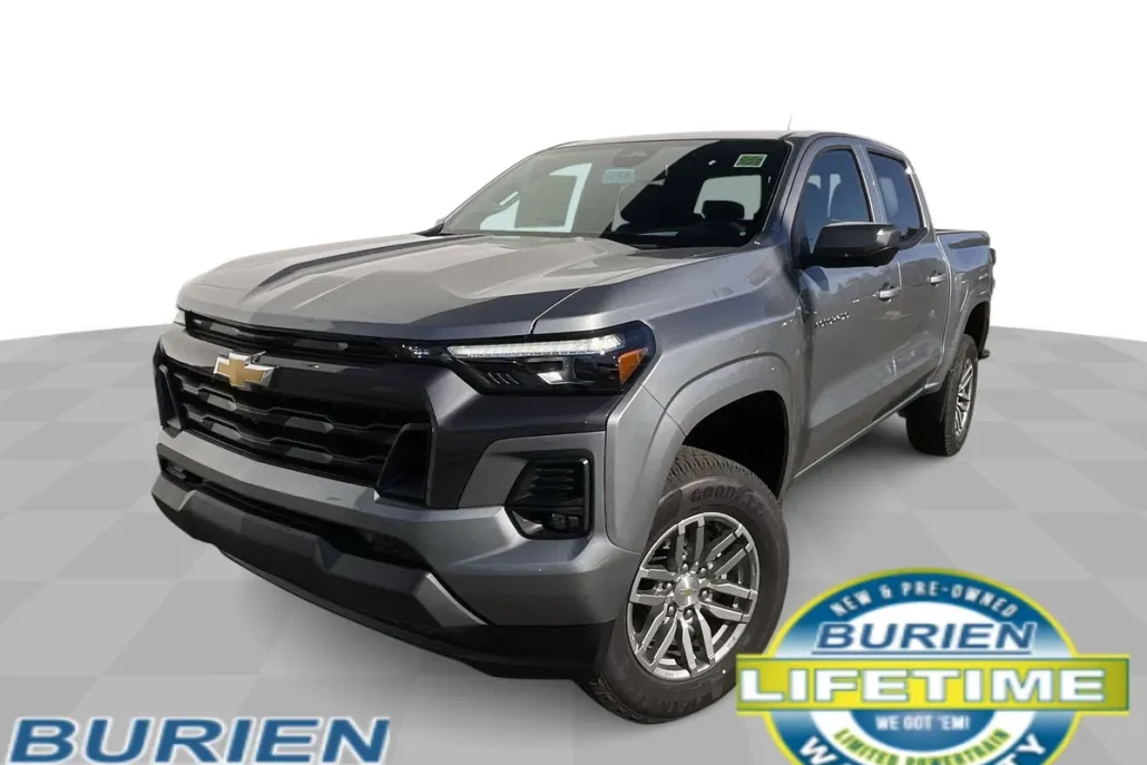 2025 Chevrolet Colorado LT photo 1