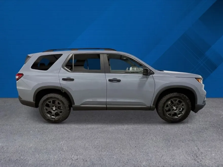 2025 Honda Pilot TrailSport photo 1