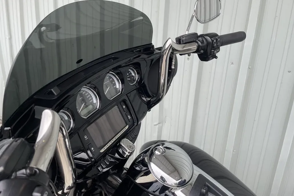 2018 Harley Davidson FLHTK / Ultra Limited photo 1