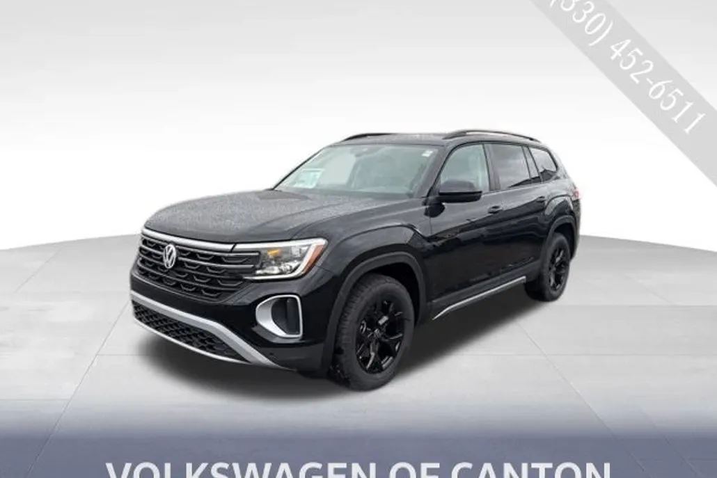 2025 Volkswagen Atlas Peak Edition SE photo 1