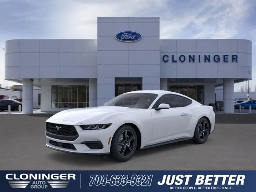 2025 Ford Mustang EcoBoost photo 1
